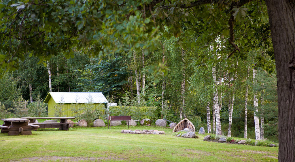 Linnumaja Guesthouse Uulu Extérieur photo